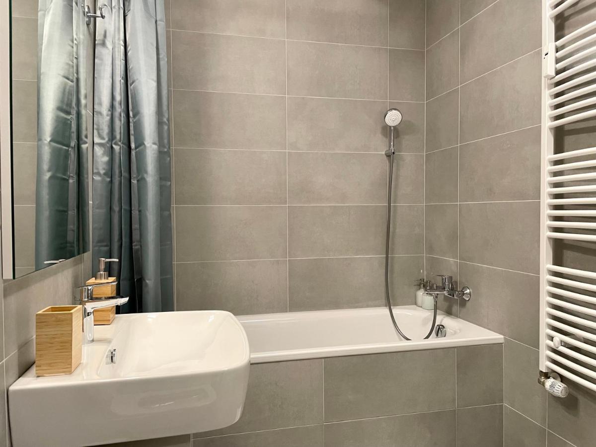 Central Stay Bratislava Exterior photo